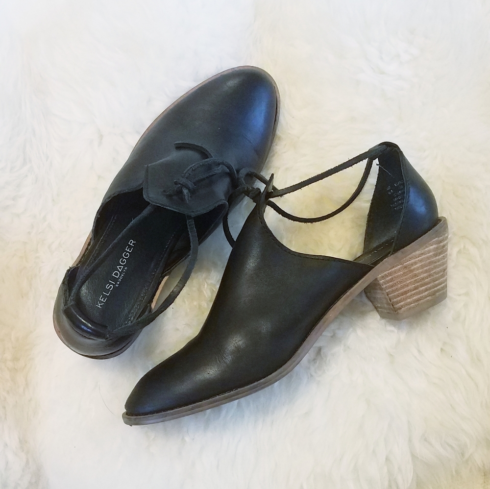 Kelsi Dagger Brooklyn cut out Bootie